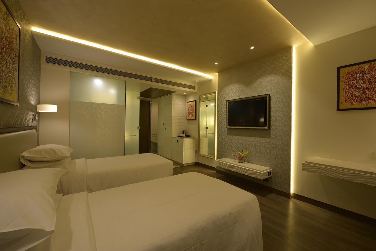 Genesis Hotel Near Mumbai Airport Kültér fotó