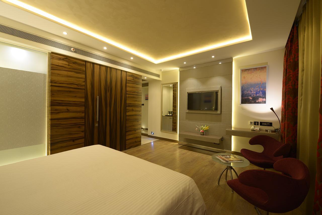 Genesis Hotel Near Mumbai Airport Kültér fotó